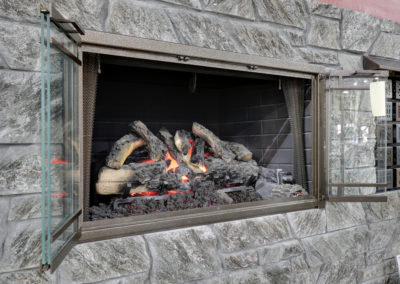 Fireplace Wall-Gas Logs
